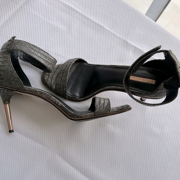 BCBG sandals size 9 - Picture 9 of 9